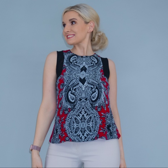 Nicole Miller Summer Top - Picture 3 of 12